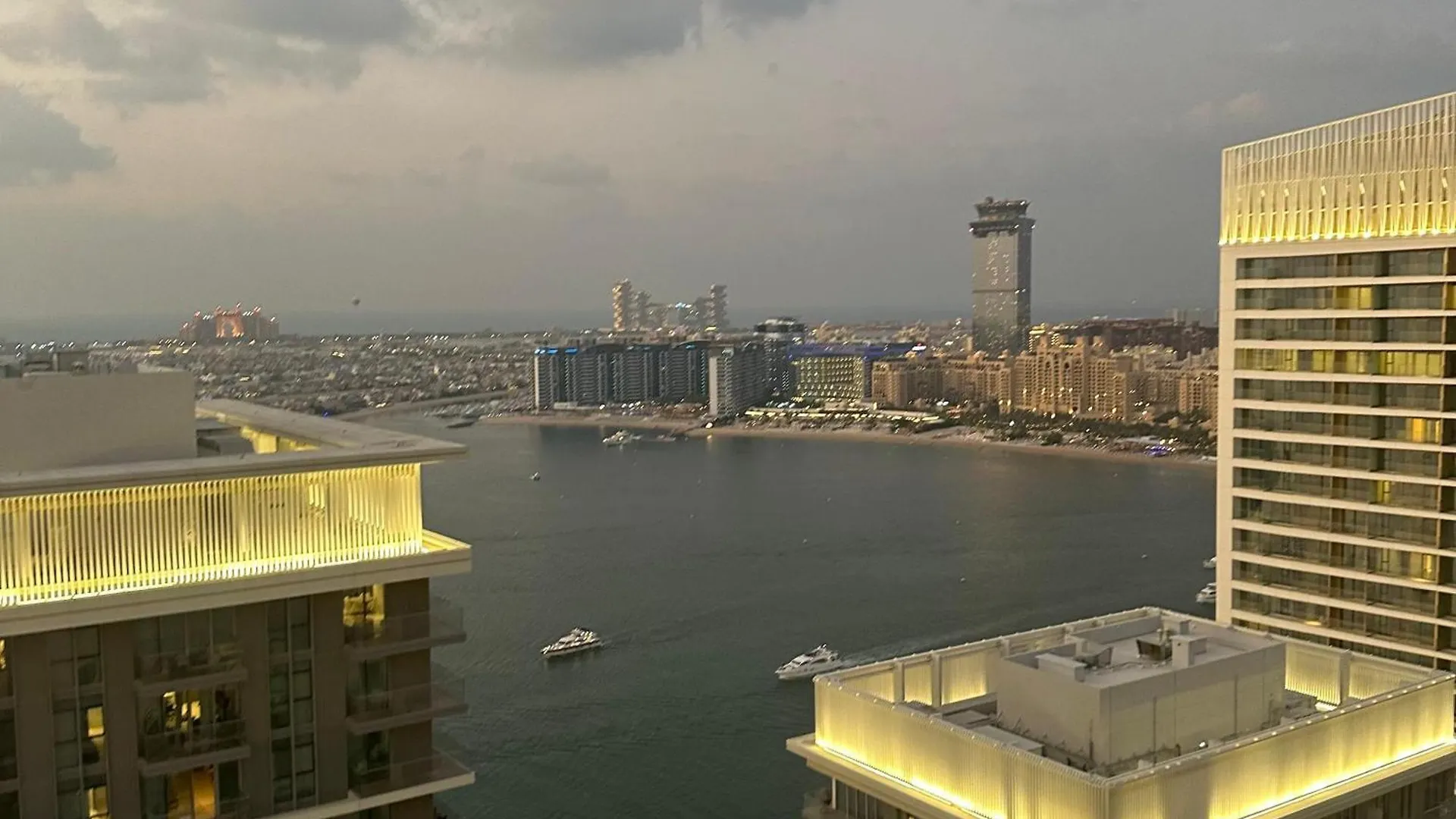 Amakin Beachfront Palm Jumeirah Marina Vista 2 Dubai 0*,  United Arab Emirates