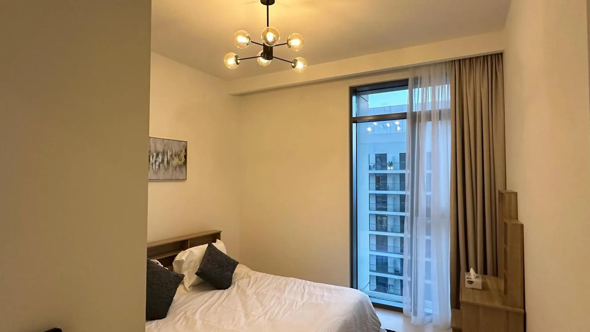 Amakin Beachfront Palm Jumeirah Marina Vista 2 Dubai Apartment