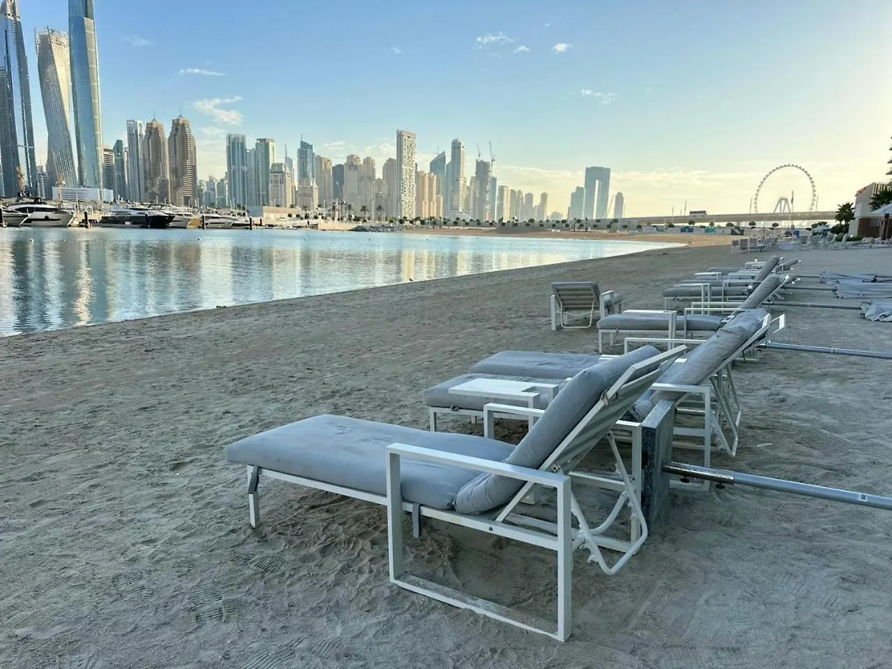 Apartment Amakin Beachfront Palm Jumeirah Marina Vista 2 Dubai